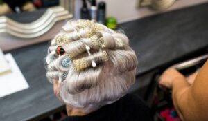 Senior-Friendly Hairstyling Vancouver